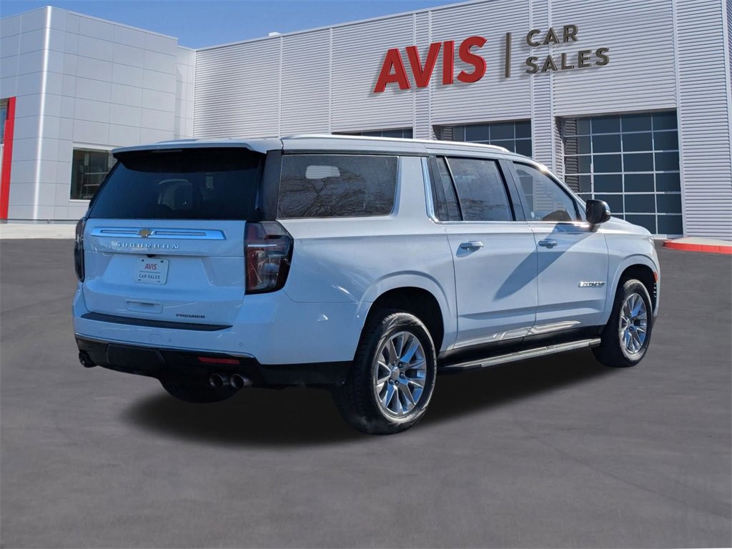 Used 2023 Chevrolet Suburban Premier image 7