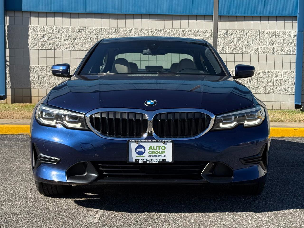 Used 2020 BMW 330i xDrive Sedan AWD/4WD image 2
