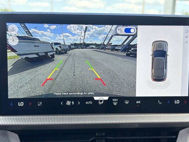 New 2026 Ford Explorer Active w/ Active Comfort Package RWD image 25
