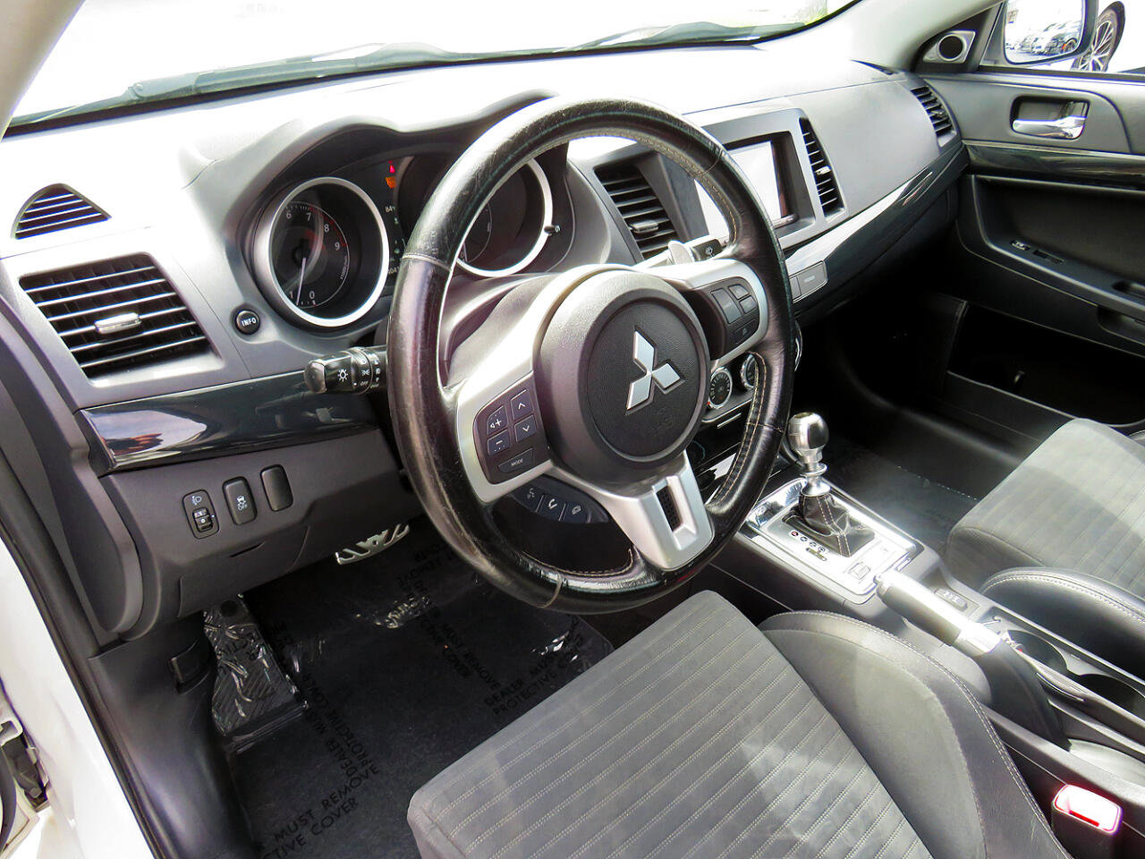 Used 2014 Mitsubishi Lancer Evolution MR image 14