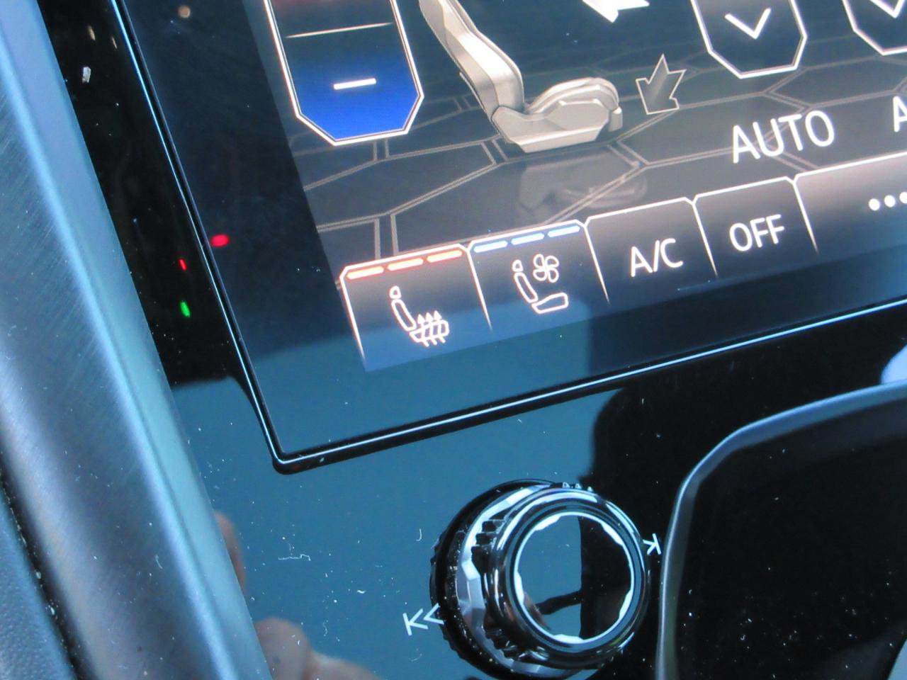 Used 2022 Lamborghini Urus image 17