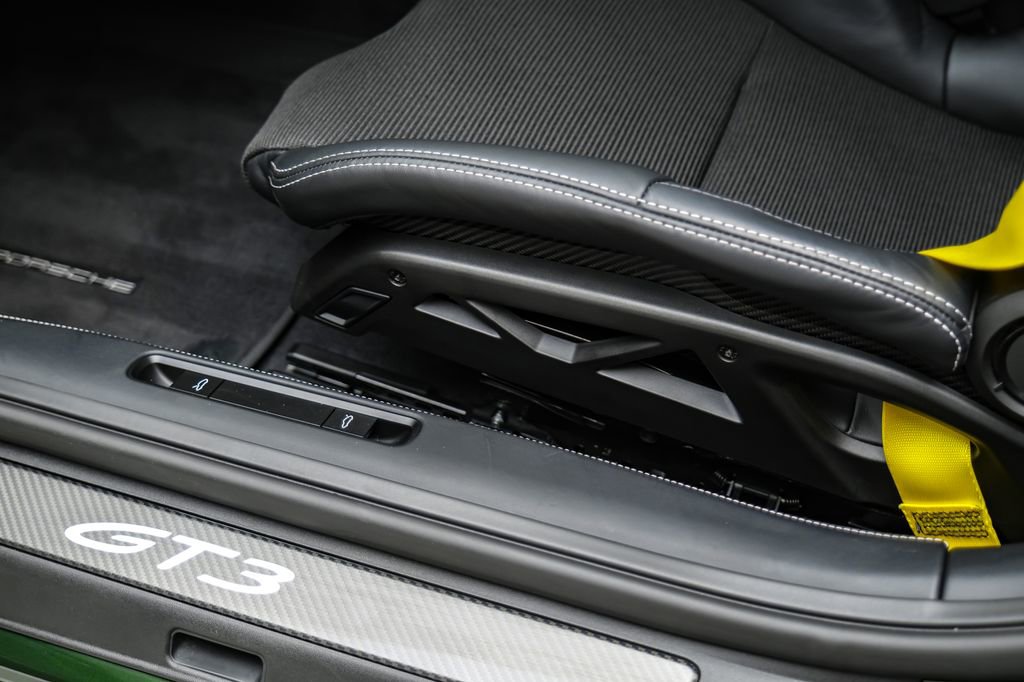 Used 2026 Porsche 911 GT3 RWD image 33