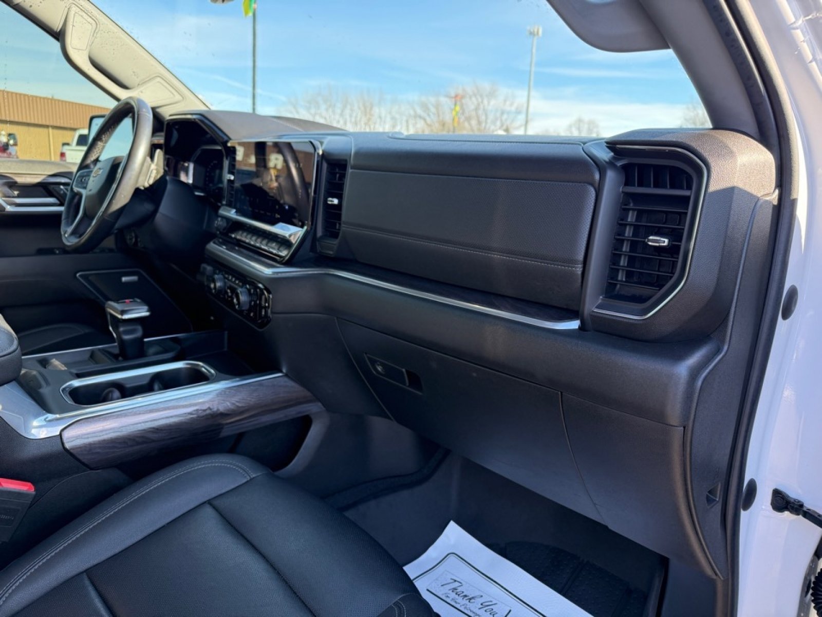 Used 2022 Chevrolet Silverado 1500 LTZ w/ Technology Package image 12