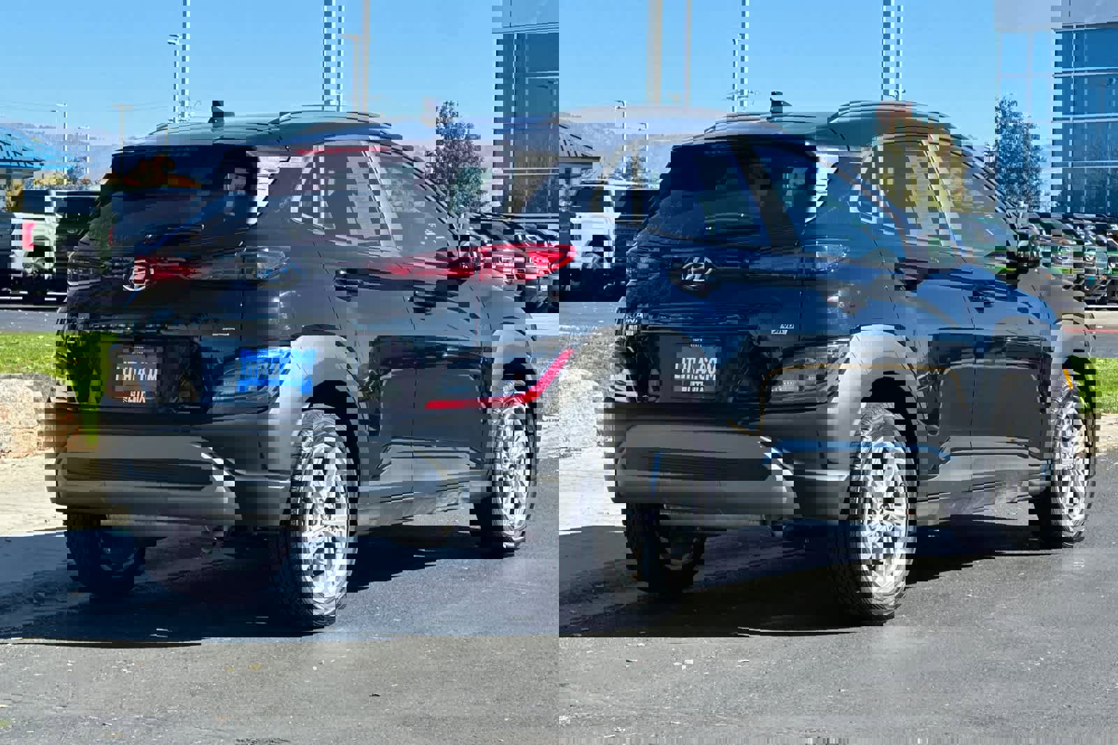 Used 2023 Hyundai Kona SEL w/ Cargo Package image 2