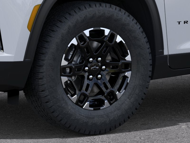 New 2027 Chevrolet Traverse Z71 w/ LPO, Floor Liner Package AWD/4WD image 9