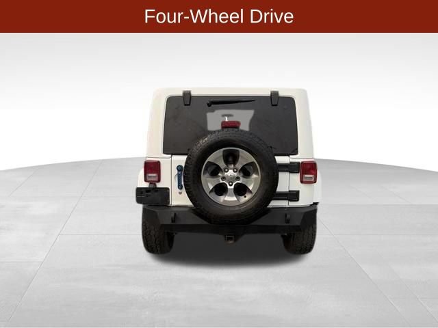 Used 2017 Jeep Wrangler Unlimited Sahara w/ Max Tow Package AWD/4WD image 6
