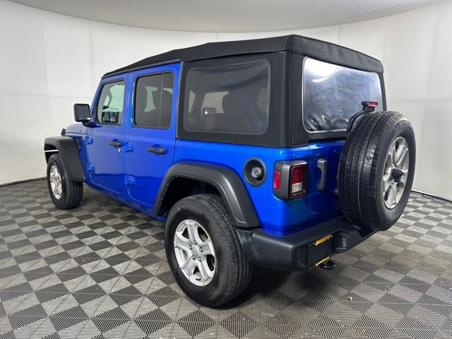 Used 2023 Jeep Wrangler Sport S image 5