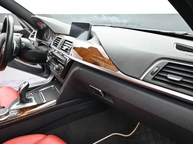 Used 2018 BMW 330i xDrive w/ Convenience Package image 23