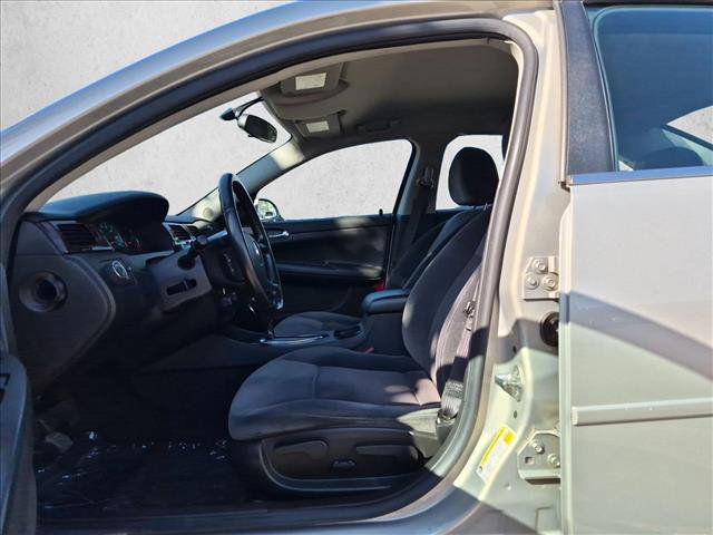 Used 2012 Chevrolet Impala LT FWD image 14