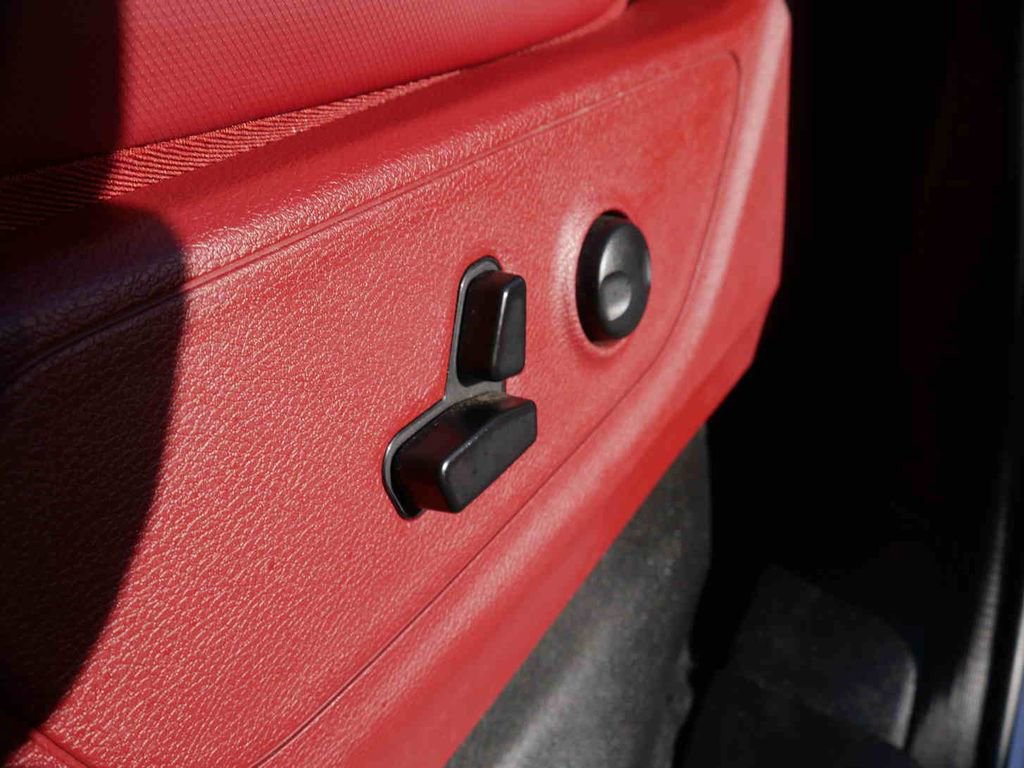 Used 2025 RAM 1500 Rebel image 31