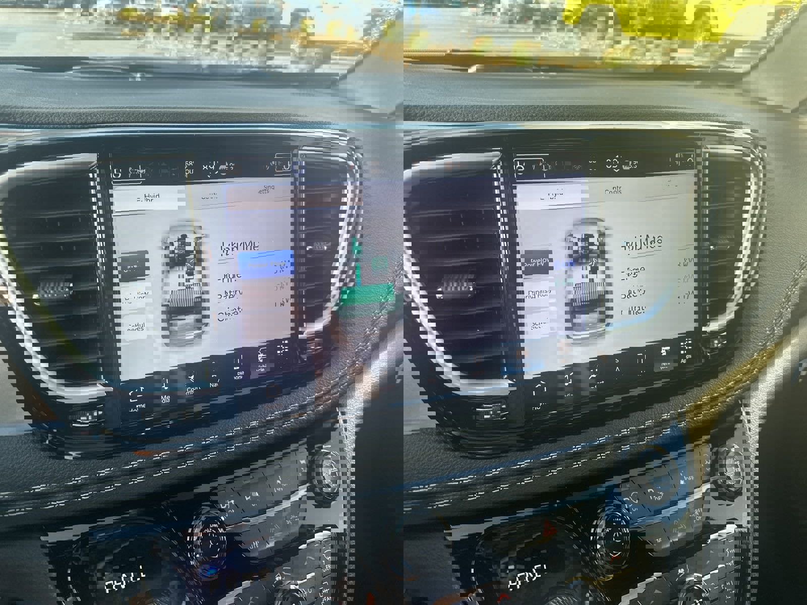 New 2024 Chrysler Pacifica Premium image 37