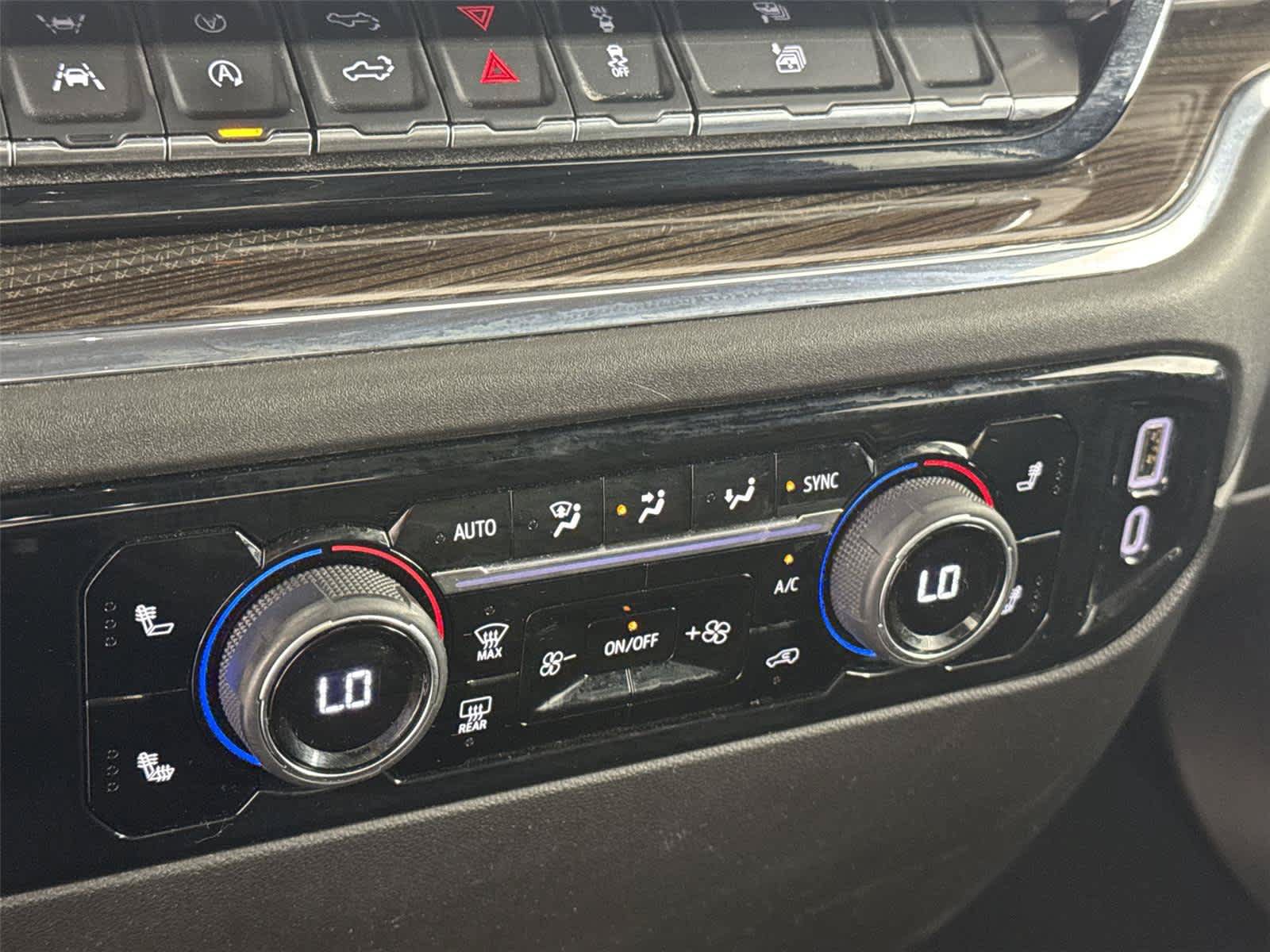 Certified 2024 Chevrolet Silverado 1500 LT AWD/4WD image 20