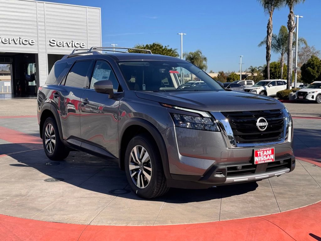 New 2025 Nissan Pathfinder SL video 2