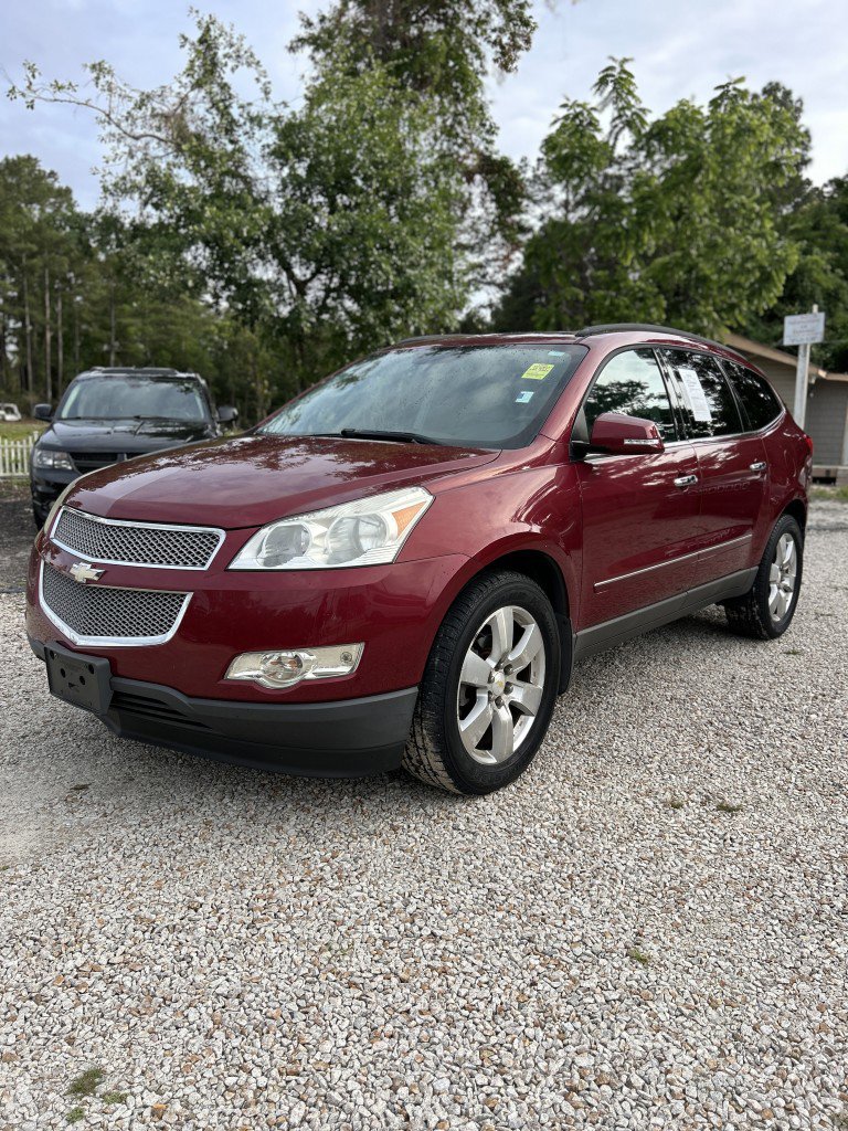 Used 2011 Chevrolet Traverse LTZ AWD/4WD image 1