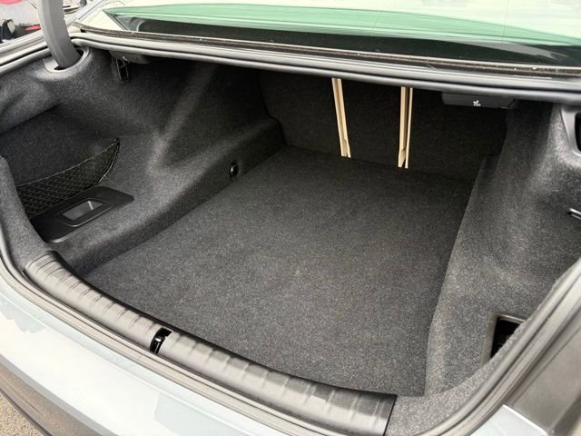 Used 2021 BMW 530i xDrive image 18