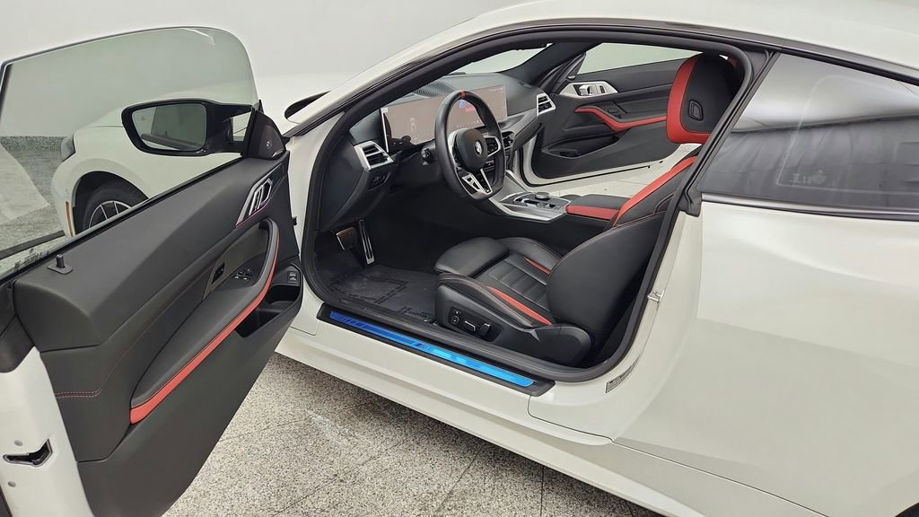 Used 2026 BMW 440i xDrive Coupe w/ Premium Package image 11