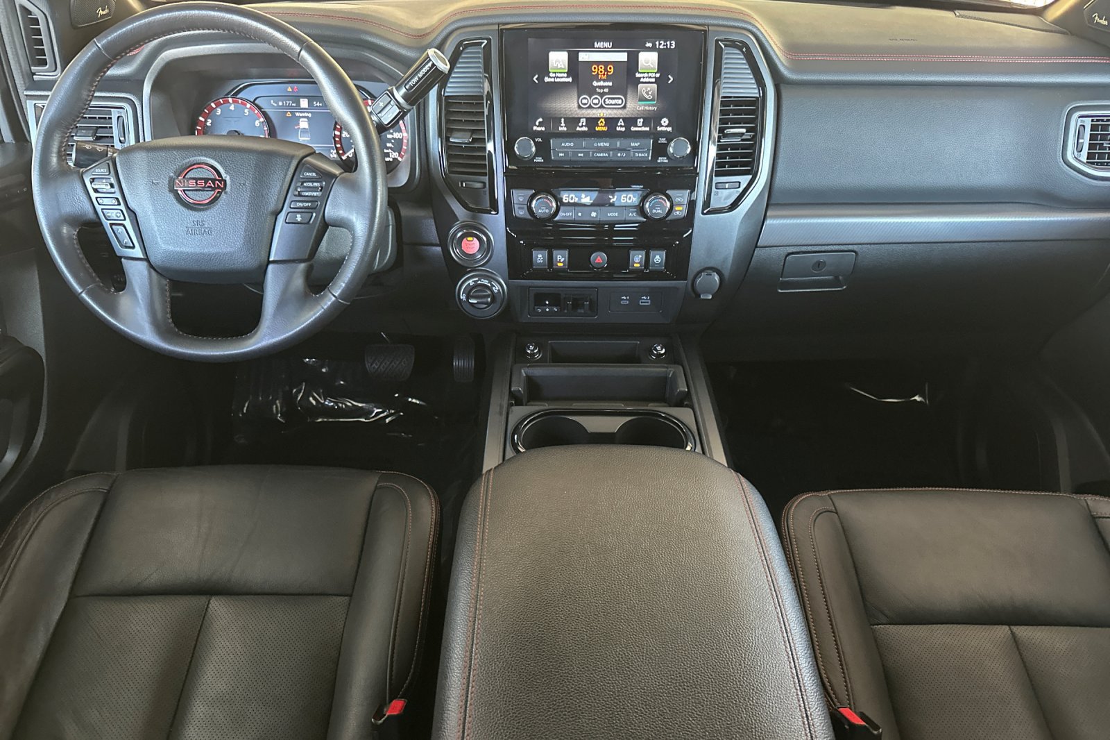 Used 2023 Nissan Titan PRO-4X w/ Pro-4x Convenience Package AWD/4WD image 15