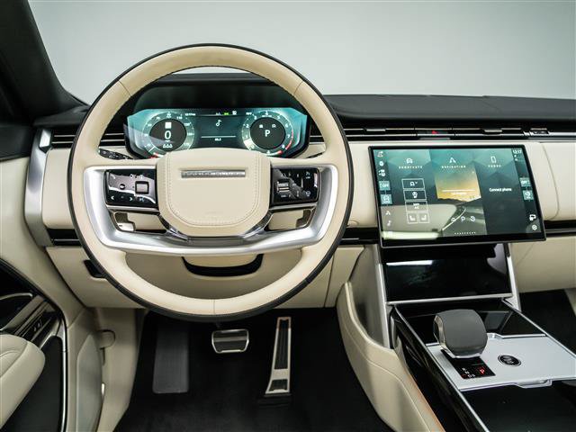 Used 2024 Land Rover Range Rover SE AWD/4WD image 18
