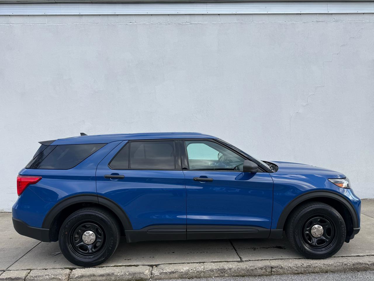 Used 2021 Ford Explorer AWD image 6