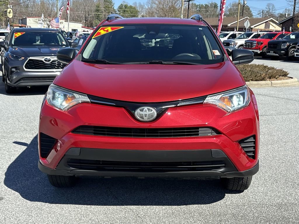 Used 2017 Toyota RAV4 LE image 4