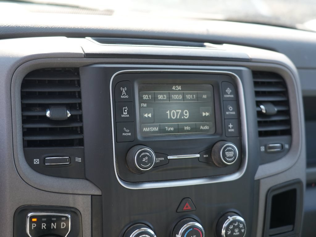 Used 2018 RAM 1500 Express AWD/4WD image 19