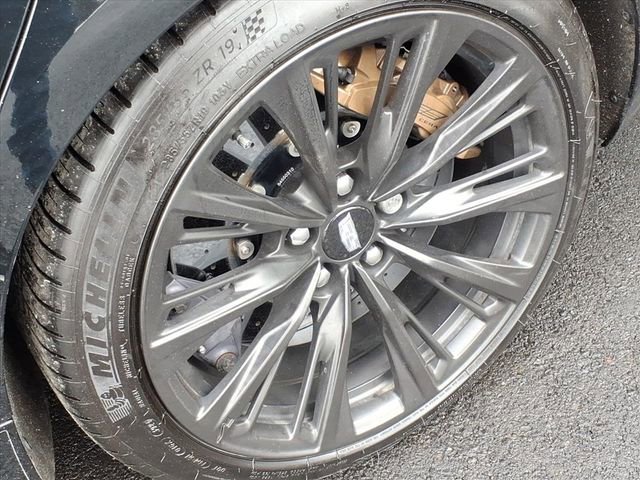 Certified 2023 Cadillac CT5 V Blackwing w/ Carbon Fiber Package 2 image 9