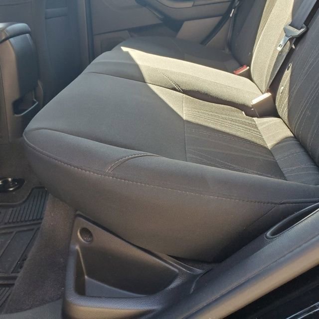 Used 2018 Ford Focus SE w/ Cold Weather Package image 5