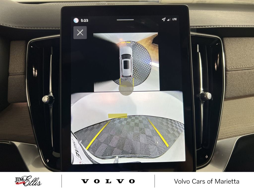 New 2026 Volvo XC90 B6 Plus w/ Protection Package Premier image 24