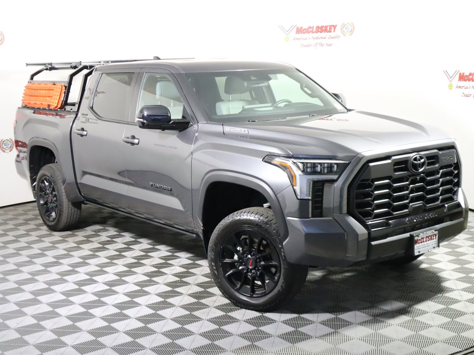 Used 2025 Toyota Tundra Limited image 3