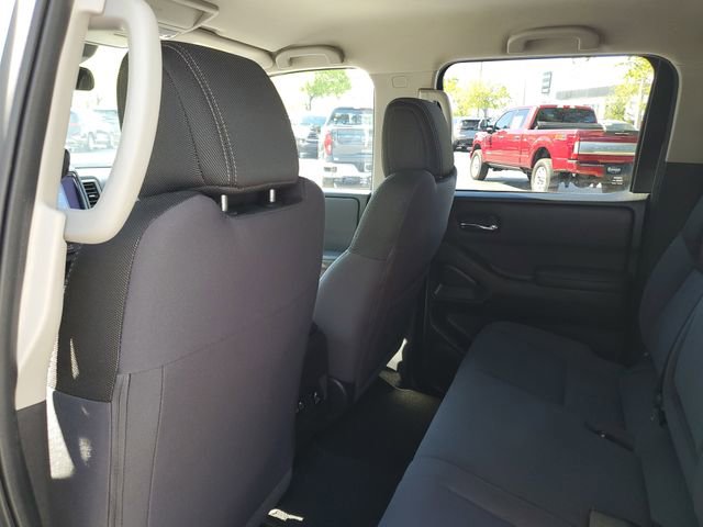 Used 2024 Nissan Frontier SV w/ Hardbody Edition image 10