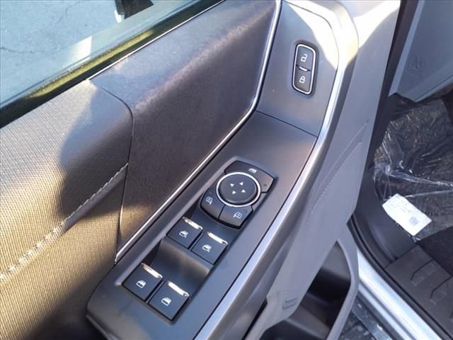 New 2024 Ford F150 XLT w/ Mobile Office Package image 9
