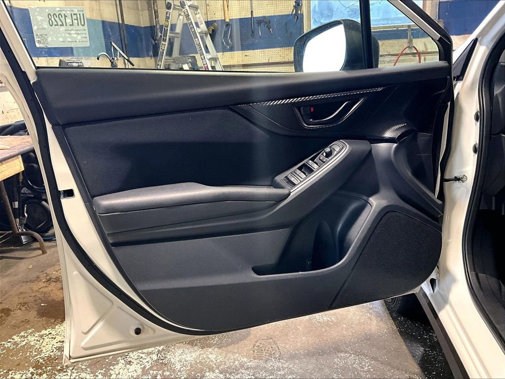 Used 2023 Subaru Crosstrek 2.0i image 18