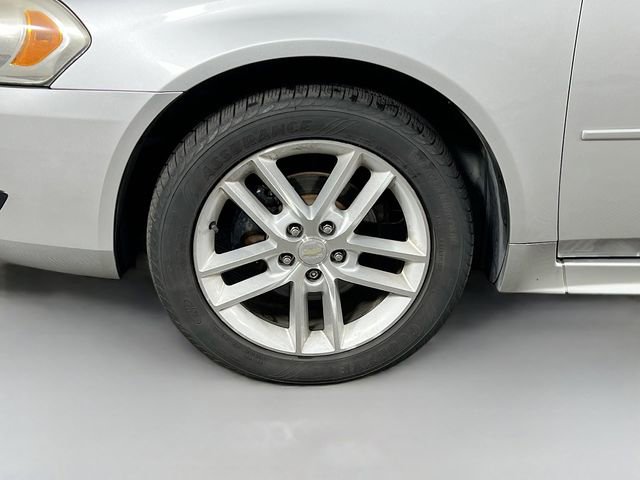 Used 2014 Chevrolet Impala LTZ FWD image 8