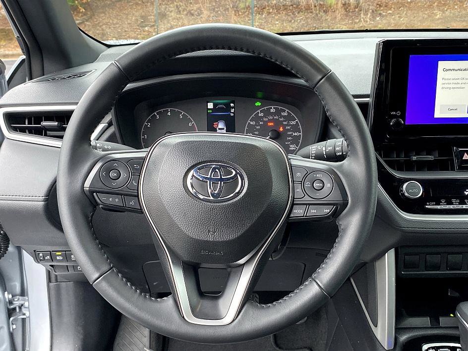 Certified 2025 Toyota Corolla Cross AWD Hybrid image 13