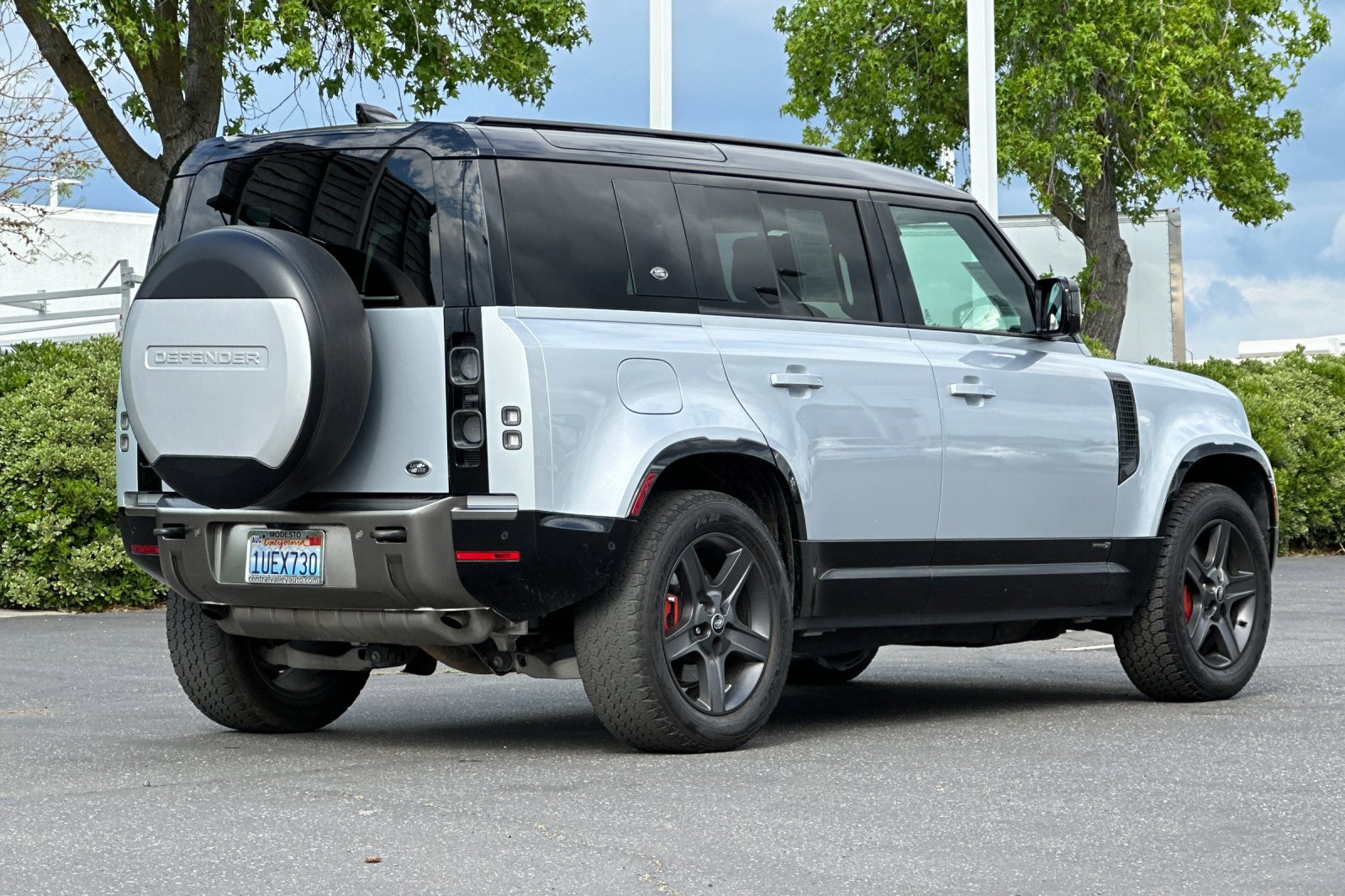 Used 2022 Land Rover Defender 110 X image 4