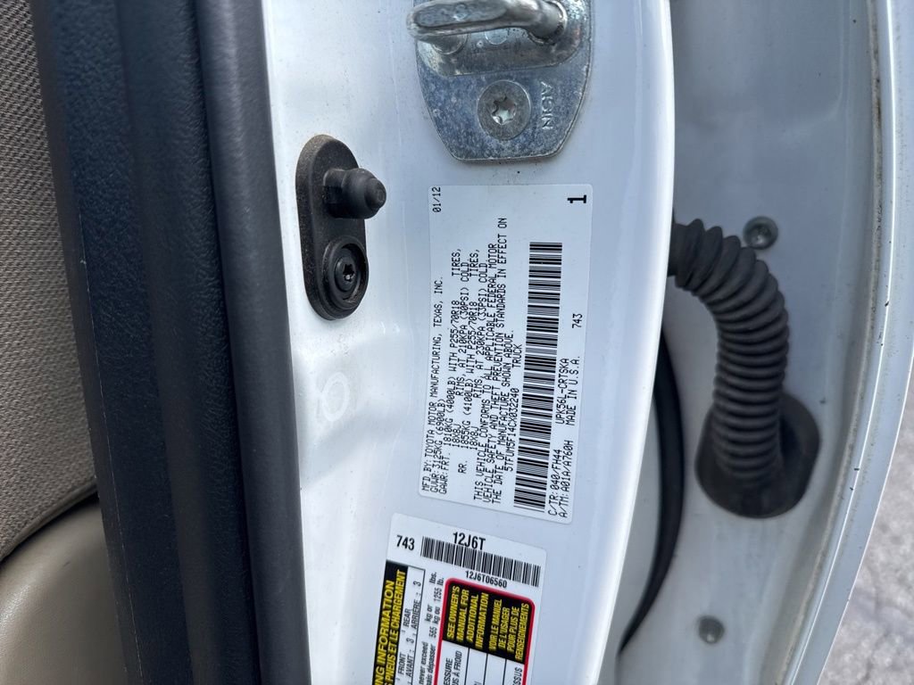 Used 2012 Toyota Tundra 4x4 Double Cab w/ Tow Pkg image 15