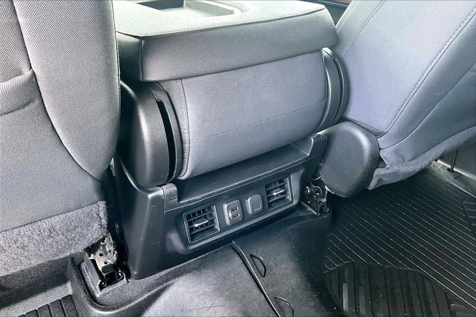 Used 2021 Chevrolet Silverado 1500 RST AWD/4WD image 33