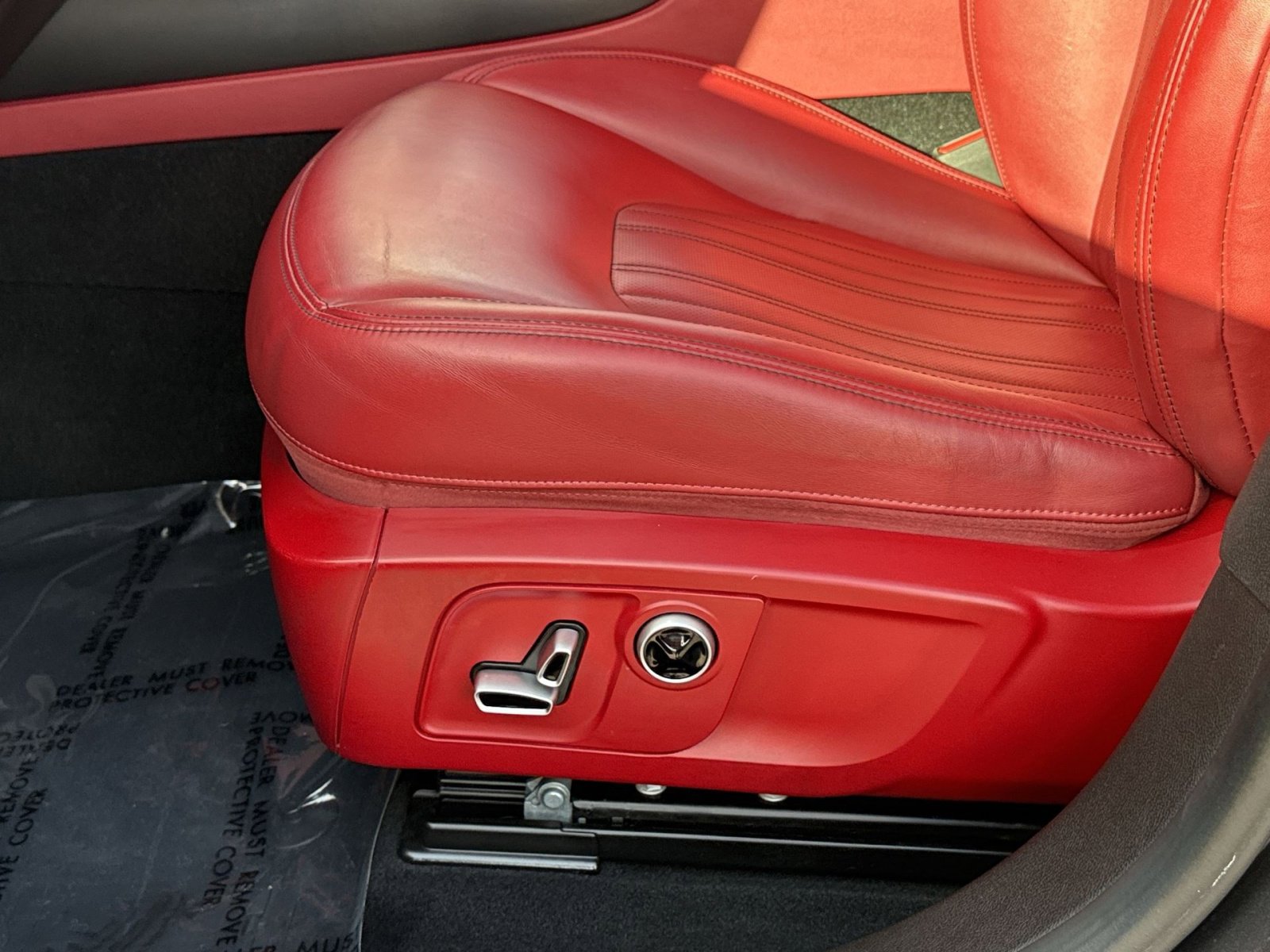 Used 2022 Maserati Levante GT image 14