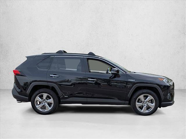 Used 2019 Toyota RAV4 Limited AWD/4WD image 4
