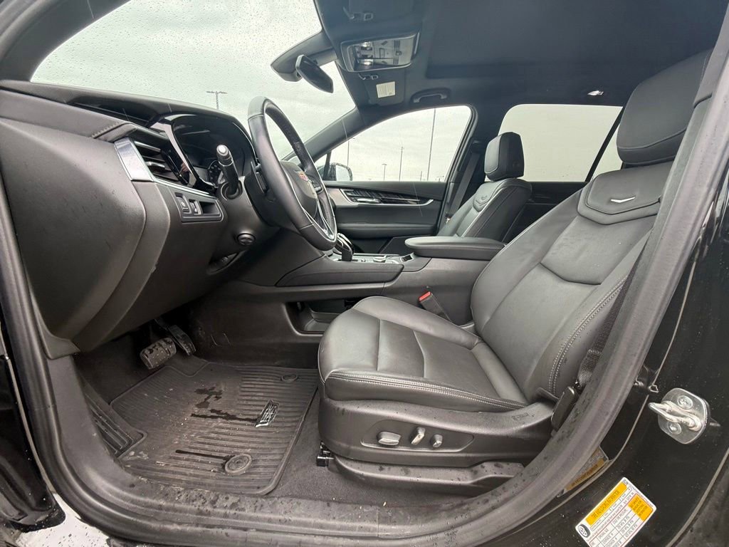 Used 2024 Cadillac XT6 Premium Luxury AWD/4WD image 26