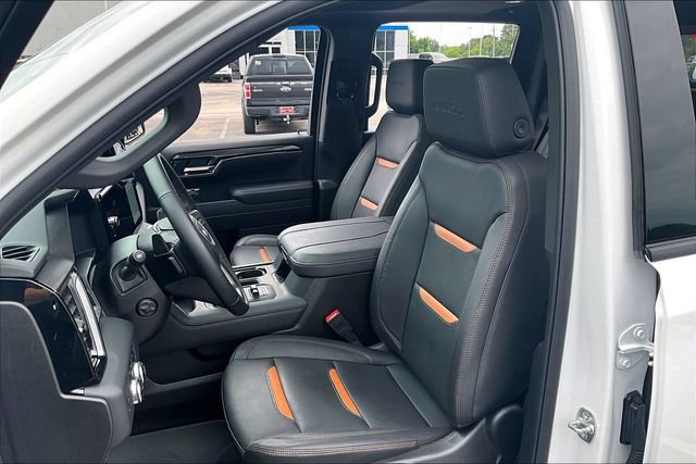 Used 2025 GMC Sierra 1500 AT4 w/ AT4 Premium Package AWD/4WD image 22