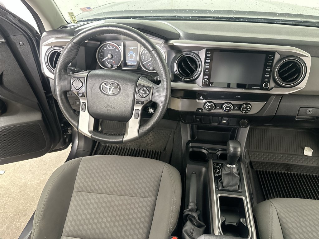 Used 2022 Toyota Tacoma SR5 RWD image 19