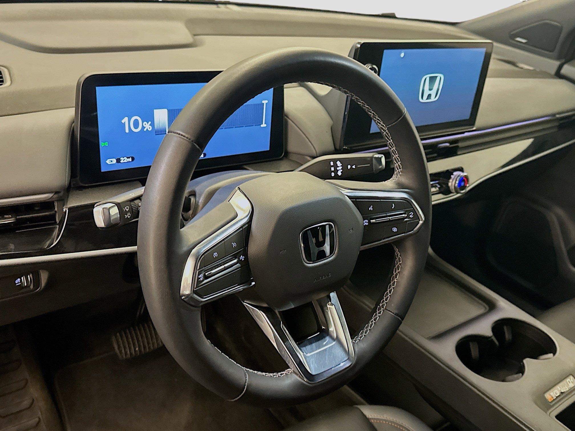 Used 2025 Honda Prologue Touring image 18