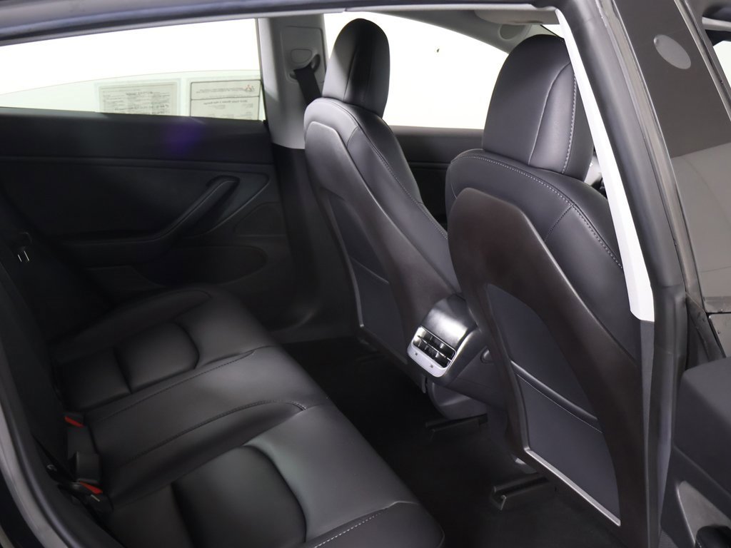 Used 2019 Tesla Model 3 Standard Range Plus image 30
