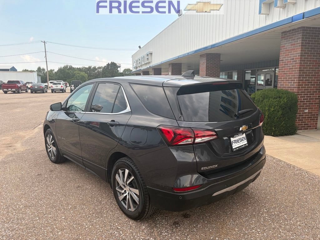 Used 2023 Chevrolet Equinox LT AWD/4WD image 3