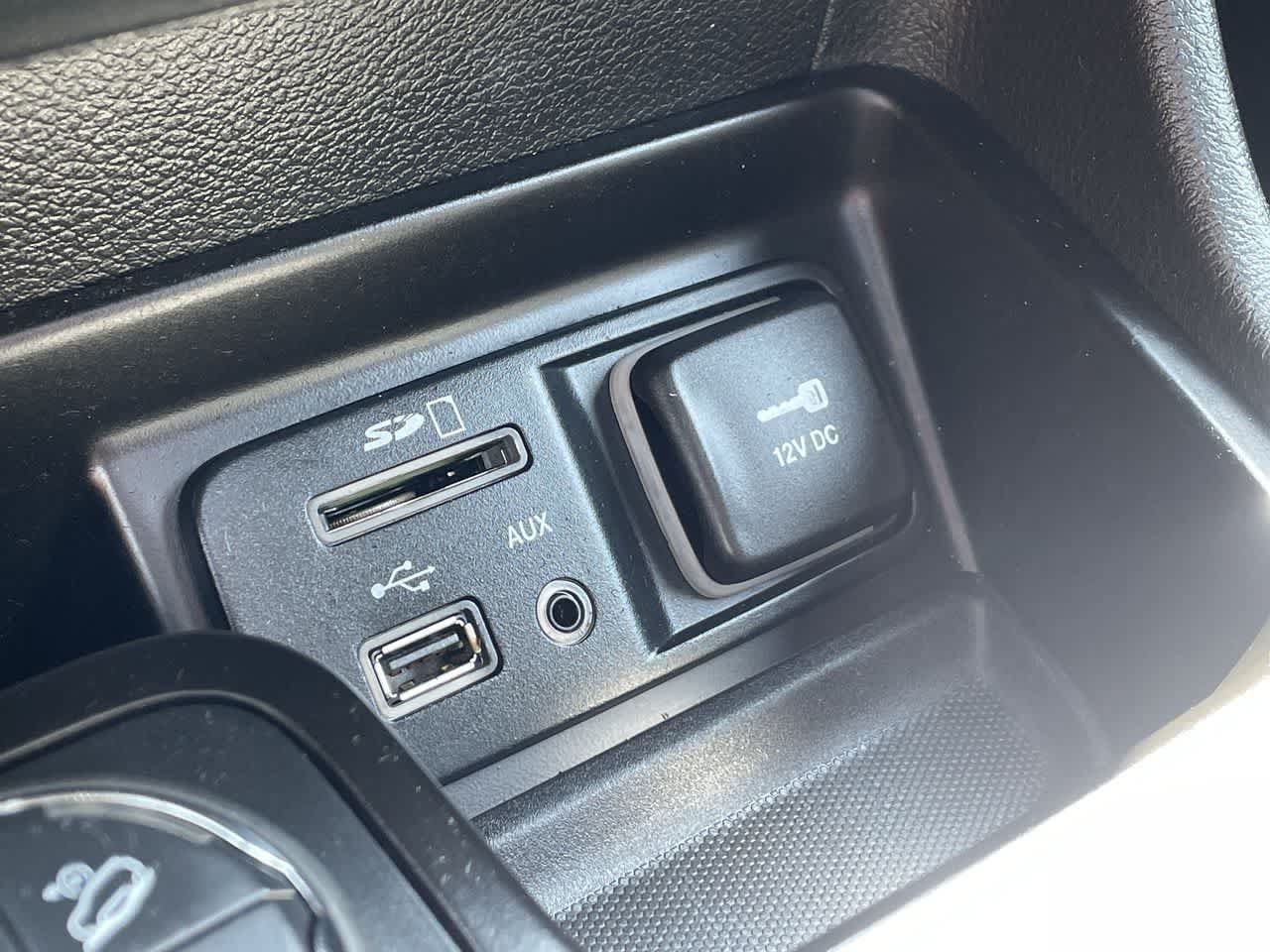 Used 2014 Jeep Cherokee Trailhawk w/ Technology Group AWD/4WD image 26