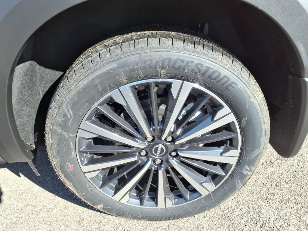 New 2026 Nissan Pathfinder Platinum AWD/4WD image 4