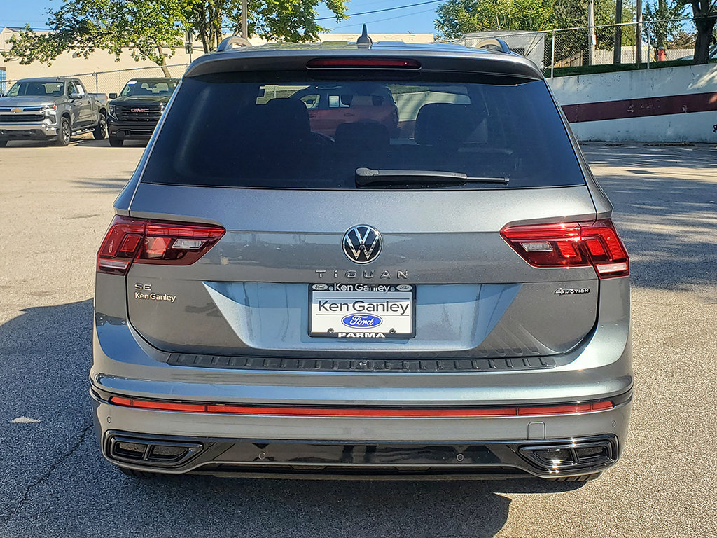 Used 2022 Volkswagen Tiguan SE R-Line AWD/4WD image 6
