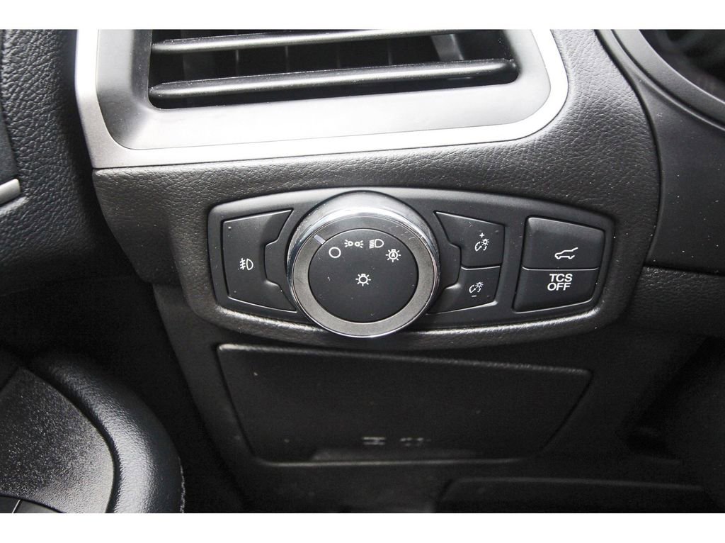 Certified 2022 Ford Edge SEL w/ Convenience Package AWD/4WD image 22