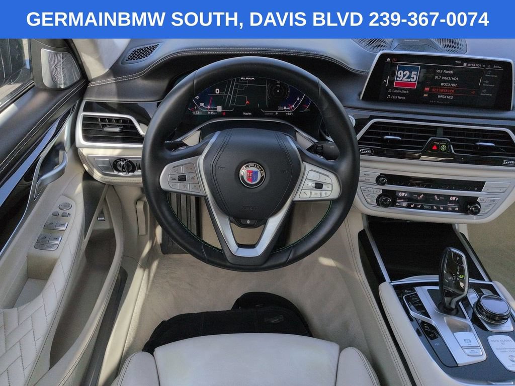 Used 2022 BMW ALPINA B7 xDrive AWD/4WD image 17